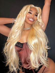 Long Wigs #613 Body Wave Pre Plucked Blonde Lace Frontal Wigs - Image 9