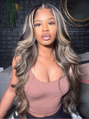 Black Wig With Honey Blonde Highlights Body Wave Lace Frontal Wigs With Balayage Highlights