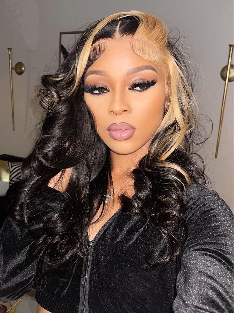 blonde_skunk_stripe_hair_wigs_2 Blonde Skunk Stripe Hair Natural Body Wave Hairstyle Lace Wigs for Women - Image 1